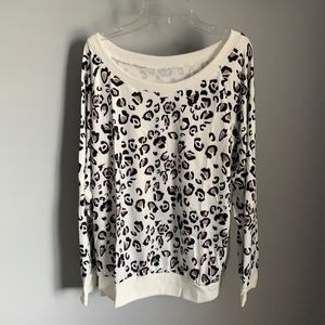 NWT! MOLFROA Ladies Leopard Round Neck Sweater